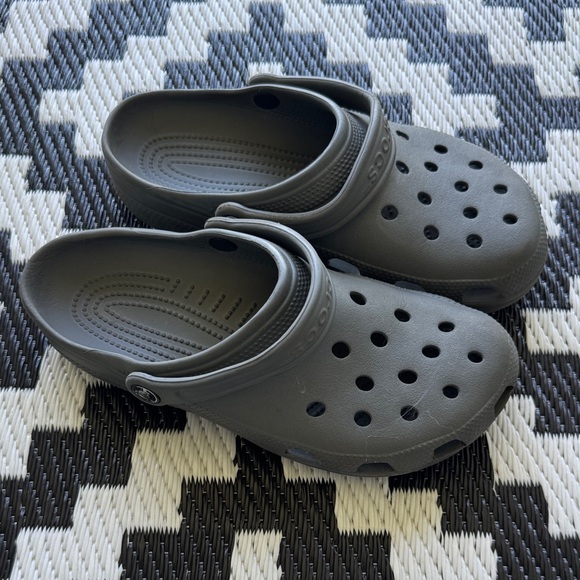 CROCS - M7/W9 - Picture 1 of 10